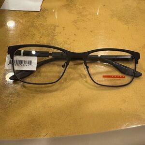 prada glasses